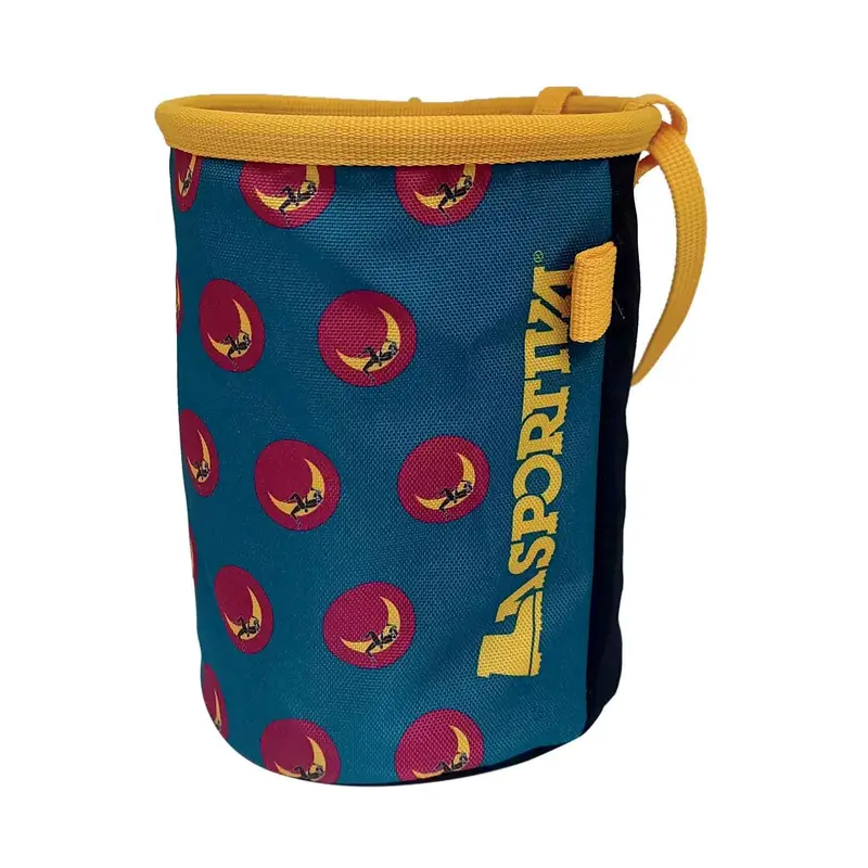 Climbing On The Moon – Premium Chalk Bag For Bouldering & Sport 1