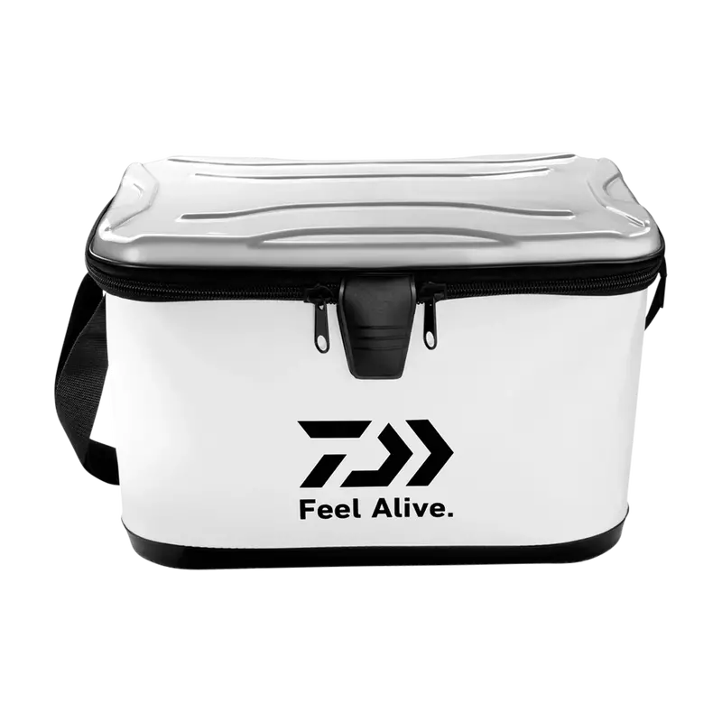 Daiwa Premium Tackle Storage Bag For Anglers 2