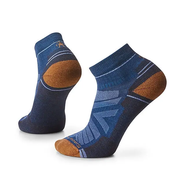 Hike Light Cushion Ankle Socks – Versatile Trail Companion 1