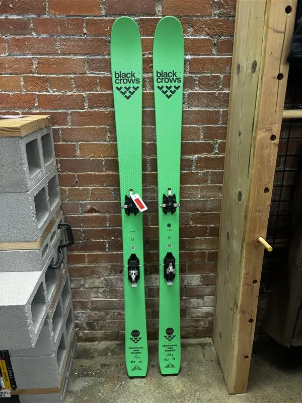 Navis 102/173 Demo Kit With Atk Rentme Bindings & Contour Climbing Skins 1