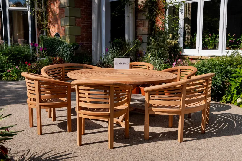 Woburn Eight-Piece Teak Garden Furniture Set 1